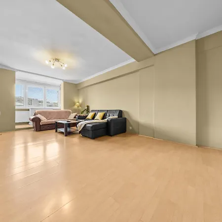 Big 4-room Spacious * Bratislava