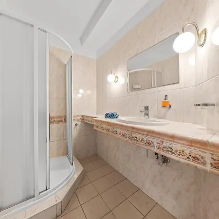 Big 4-room Spacious *