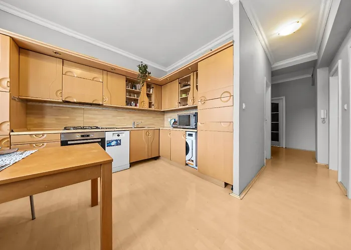 Big 4-room Spacious