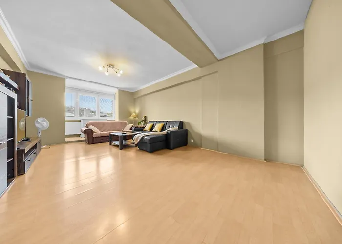 Big 4-room Spacious * Pressburg