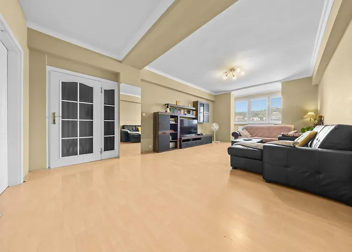 Big 4-room Spacious