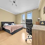 Big 4-room Spacious Διαμέρισμα *