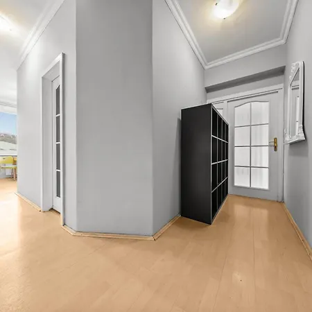 Lejlighed Big 4-room Spacious